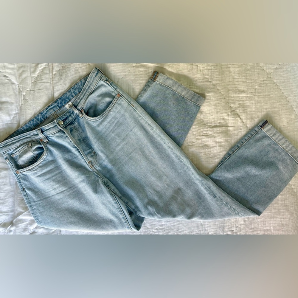 H&M &Denim Original Straight Fit Men’s 33 Light Wash 100% Cotton Jeans